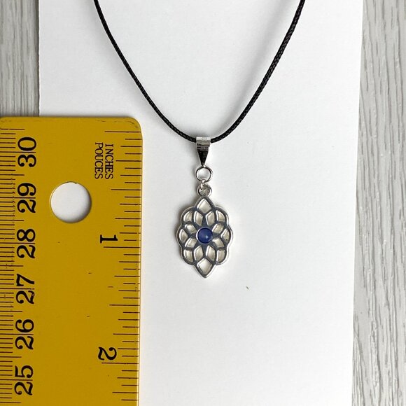 ⭐️Silver-tone Celtic? Geometric? Pendant/Charm w/ Blue "Stone" - Picture 4 of 4